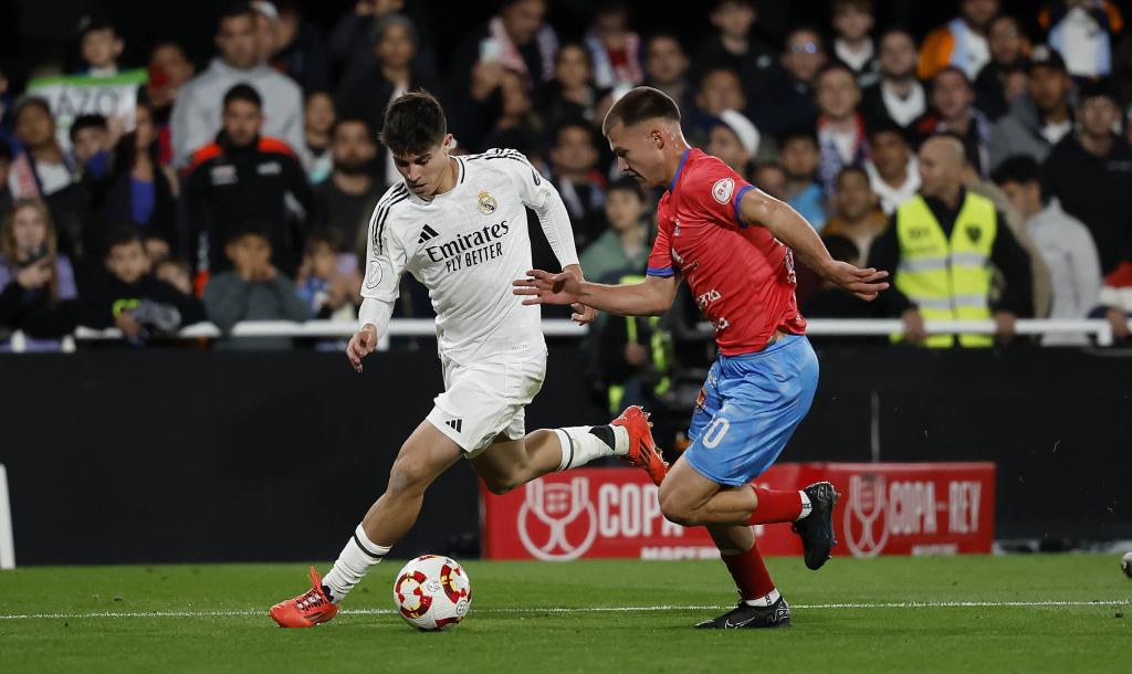 奠定了基础 奠定了基础