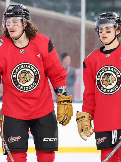 出来扛起更 出来扛起更